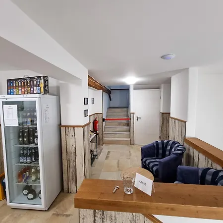 2 Mit Terrasse * Wehlenberg